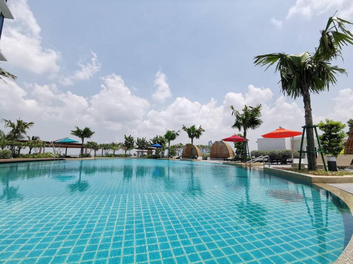 Almas Puteri Harbour Nusajaya Suite Room Exclusive Room 5 Min To Legoaland By Homespace Extérieur photo