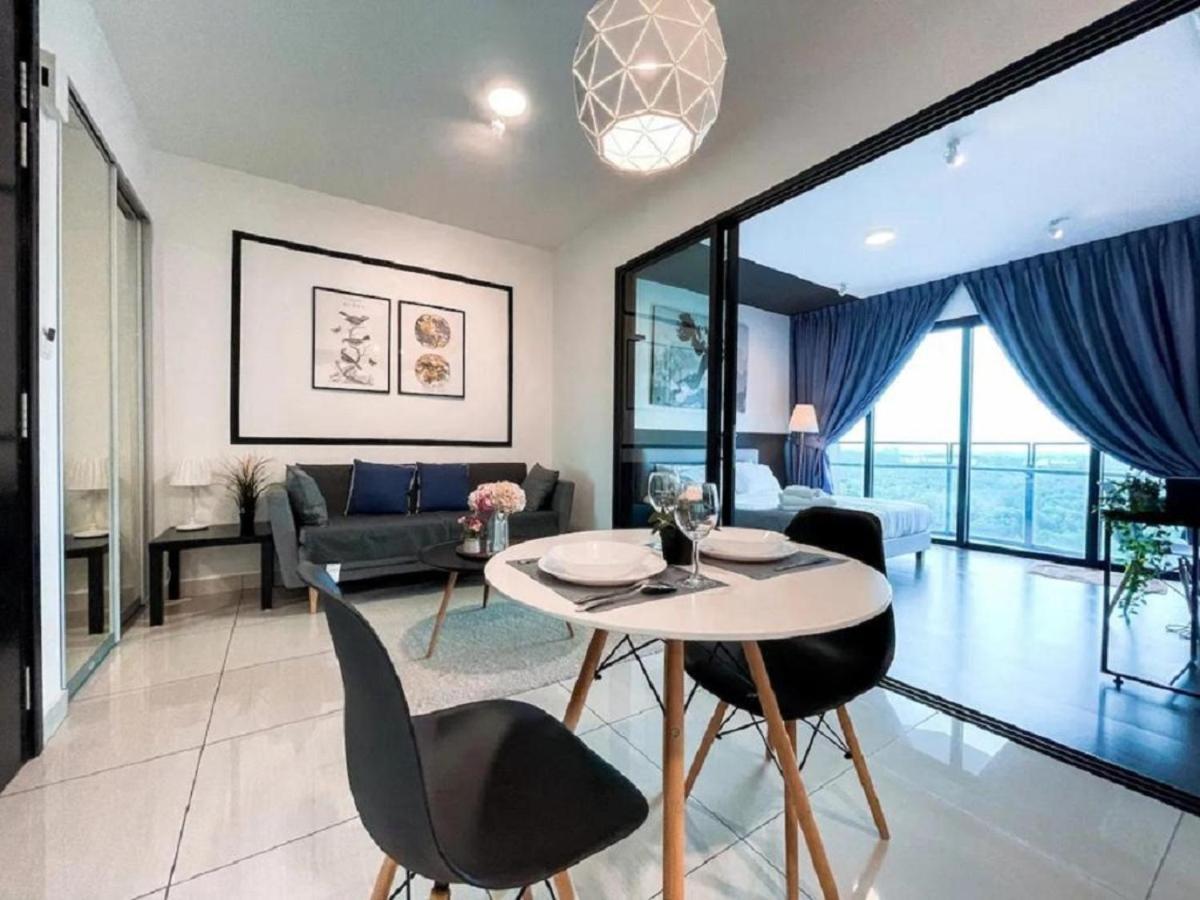 Almas Puteri Harbour Nusajaya Suite Room Exclusive Room 5 Min To Legoaland By Homespace Extérieur photo