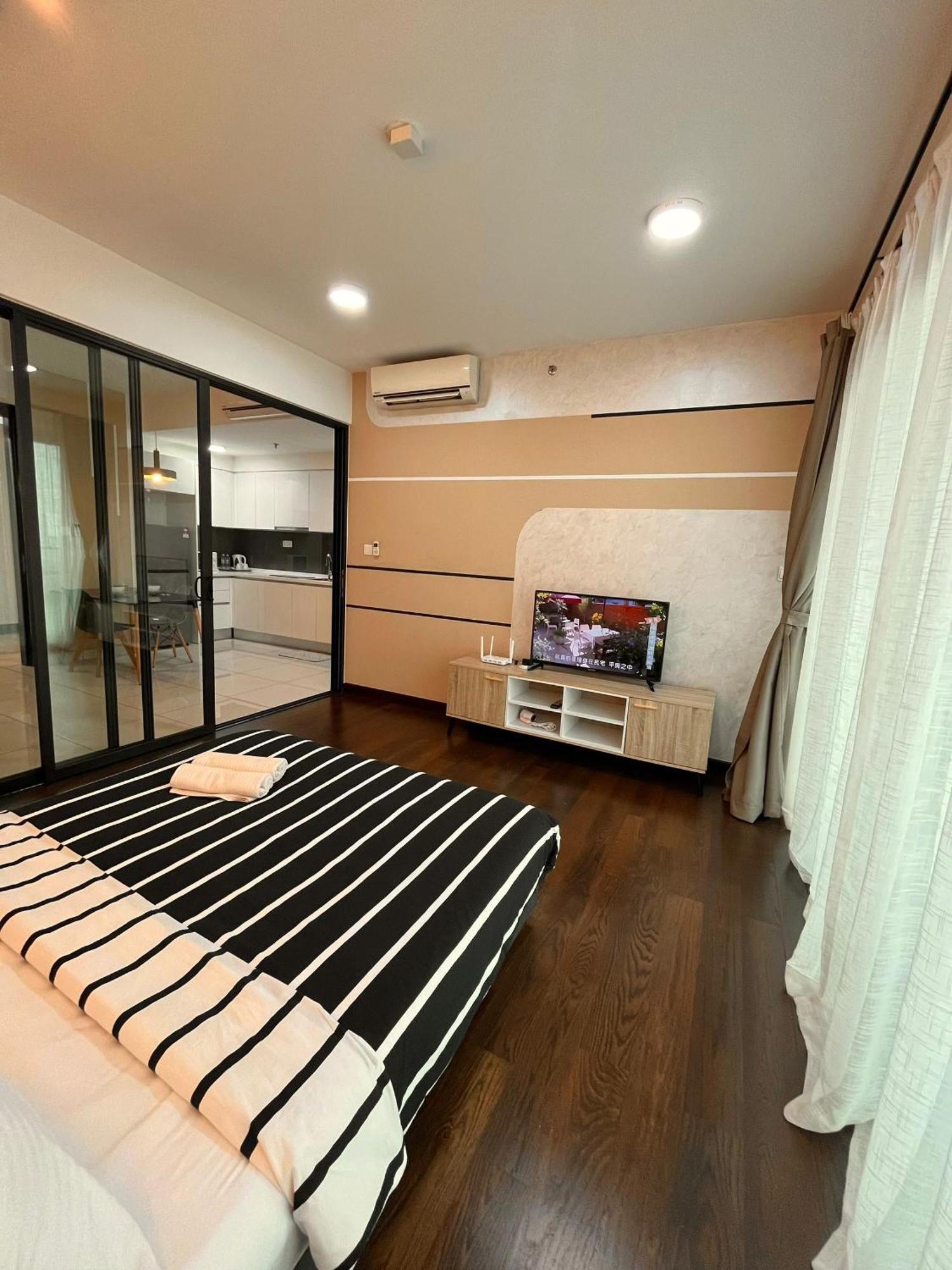 Almas Puteri Harbour Nusajaya Suite Room Exclusive Room 5 Min To Legoaland By Homespace Extérieur photo